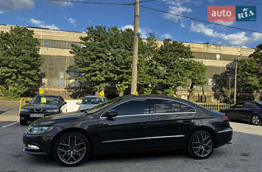 Купе Volkswagen CC / Passat CC 2012 в 
