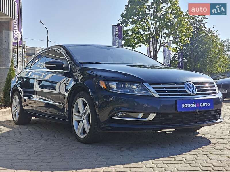 Купе Volkswagen CC / Passat CC 2013 в Львове