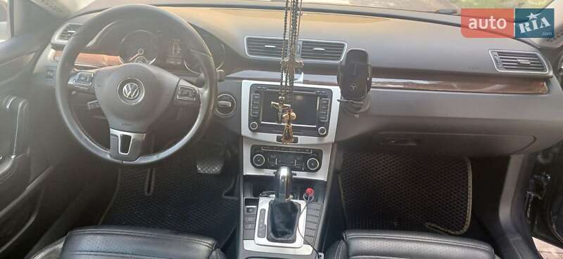 Купе Volkswagen CC / Passat CC 2011 в Кропивницком