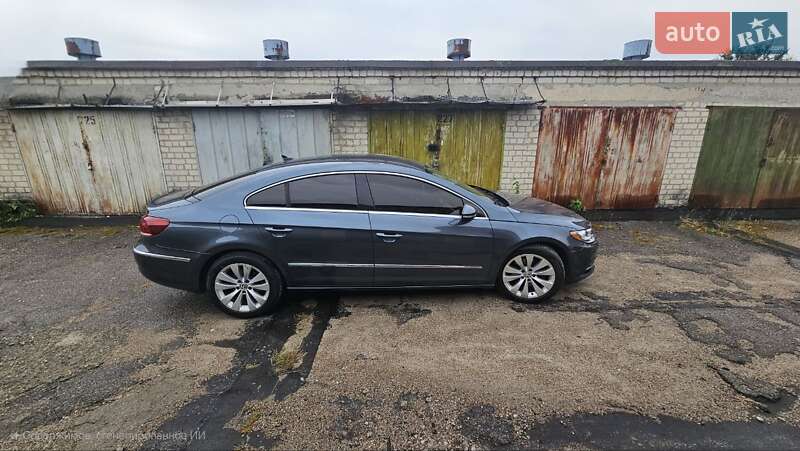 Купе Volkswagen CC / Passat CC 2012 в 