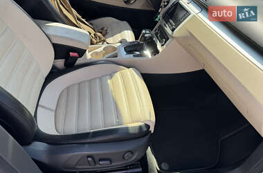 Купе Volkswagen CC / Passat CC 2011 в 
