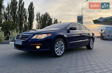 Купе Volkswagen CC / Passat CC 2010 в 