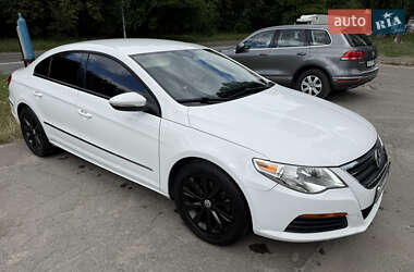 Купе Volkswagen CC / Passat CC 2011 в 