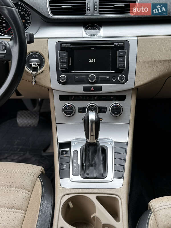 Купе Volkswagen CC / Passat CC 2012 в Лубнах
