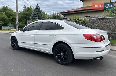 Купе Volkswagen CC / Passat CC 2011 в 