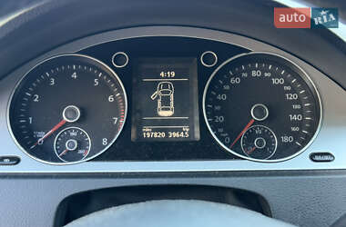 Купе Volkswagen CC / Passat CC 2010 в 