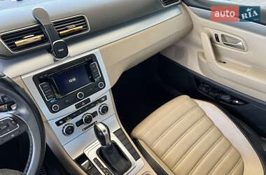 Купе Volkswagen CC / Passat CC 2014 в 
