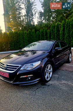 Купе Volkswagen CC / Passat CC 2011 в Києві