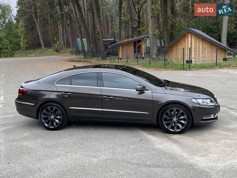 Купе Volkswagen CC / Passat CC 2013 в Таращі