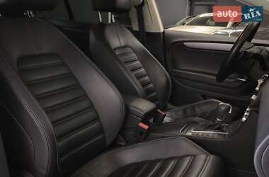 Купе Volkswagen CC / Passat CC 2012 в 