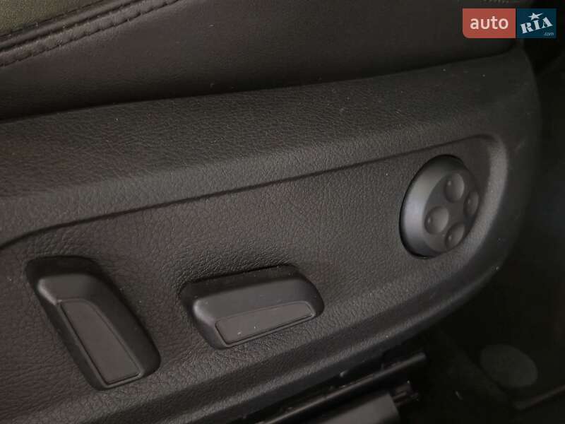 Купе Volkswagen CC / Passat CC 2012 в Николаеве