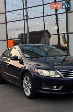 Купе Volkswagen CC / Passat CC 2014 в 