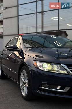 Купе Volkswagen CC / Passat CC 2014 в 
