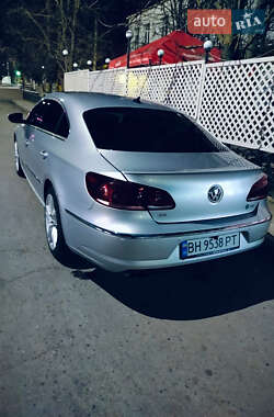 Купе Volkswagen CC / Passat CC 2012 в 