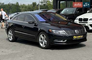 Купе Volkswagen CC / Passat CC 2013 в Чернівцях