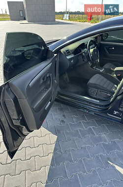 Купе Volkswagen CC / Passat CC 2012 в 