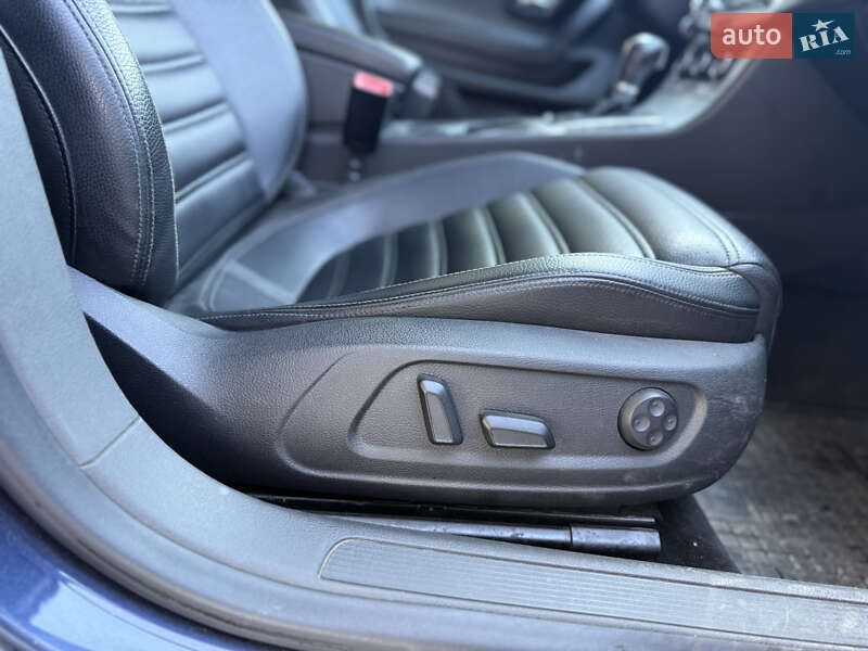 Купе Volkswagen CC / Passat CC 2011 в Звягеле