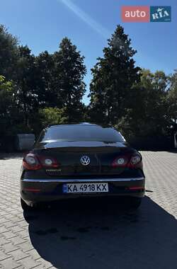 Купе Volkswagen CC / Passat CC 2011 в 
