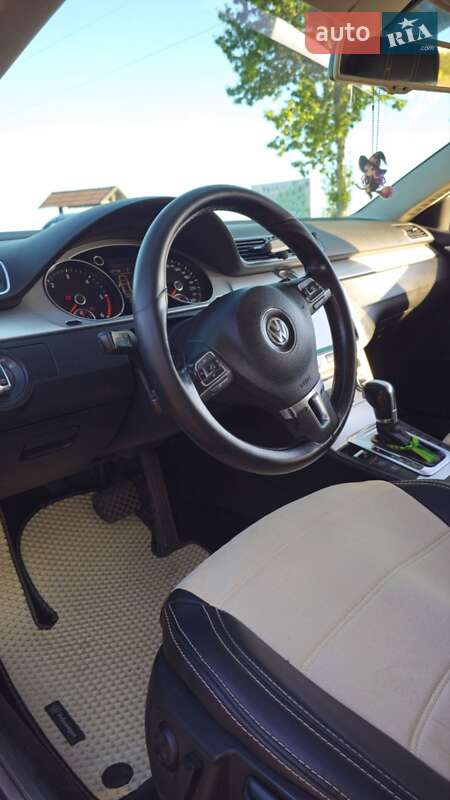 Купе Volkswagen CC / Passat CC 2012 в Вінниці
