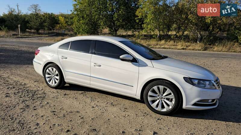 Купе Volkswagen CC / Passat CC 2012 в Вінниці