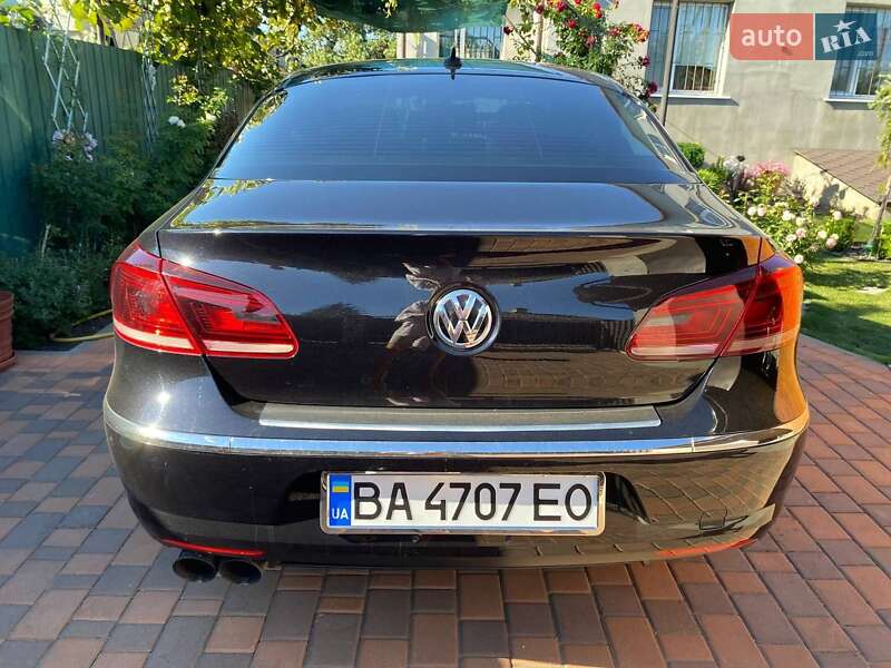Купе Volkswagen CC / Passat CC 2012 в Помошной