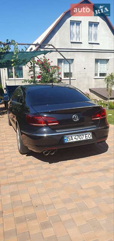 Купе Volkswagen CC / Passat CC 2012 в Помошной