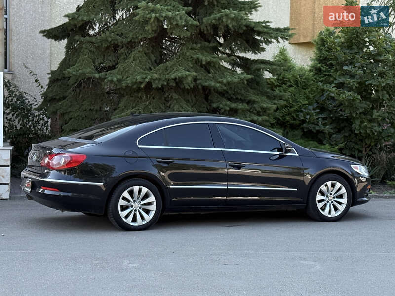 Купе Volkswagen CC / Passat CC 2009 в Тернополе
