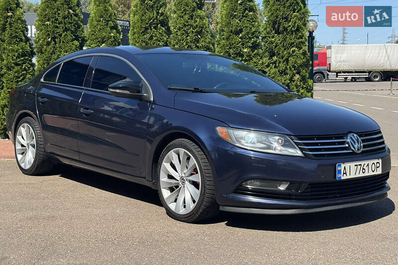 Купе Volkswagen CC / Passat CC 2013 в 