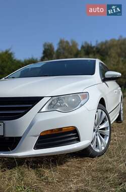 Купе Volkswagen CC / Passat CC 2010 в 