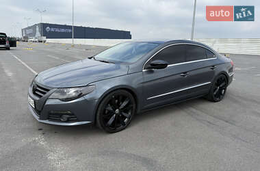 Купе Volkswagen CC / Passat CC 2011 в 