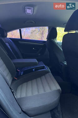 Купе Volkswagen CC / Passat CC 2011 в 