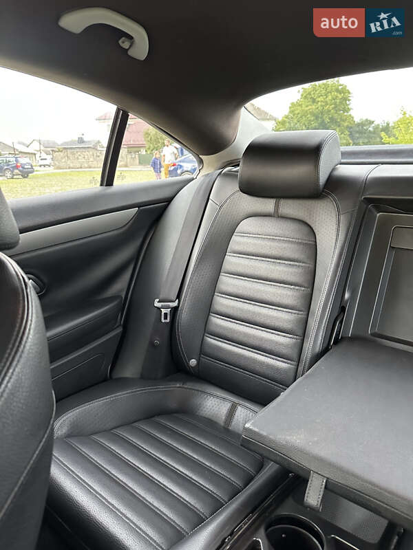 Купе Volkswagen CC / Passat CC 2009 в Коломые