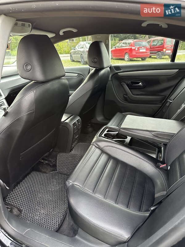Купе Volkswagen CC / Passat CC 2009 в Коломые