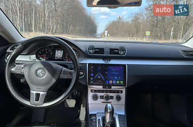 Купе Volkswagen CC / Passat CC 2012 в 