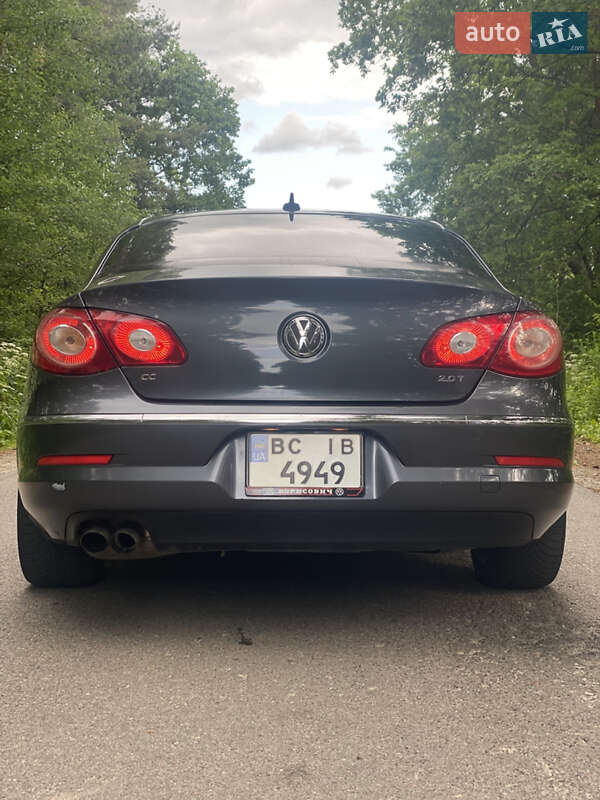 Купе Volkswagen CC / Passat CC 2010 в Львове