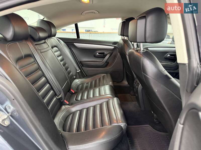 Купе Volkswagen CC / Passat CC 2014 в Киеве