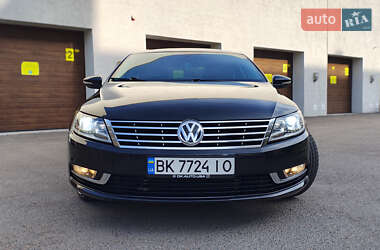 Купе Volkswagen CC / Passat CC 2012 в 
