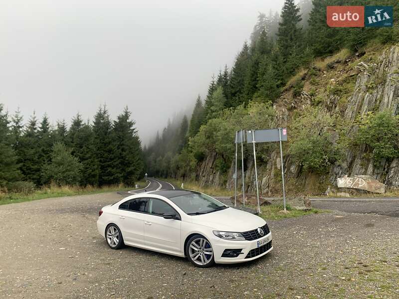 Купе Volkswagen CC / Passat CC 2013 в 