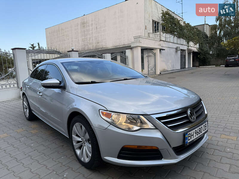 Купе Volkswagen CC / Passat CC 2011 в Белгороде-Днестровском