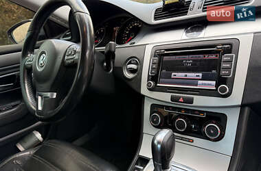 Купе Volkswagen CC / Passat CC 2011 в 