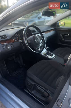 Купе Volkswagen CC / Passat CC 2011 в 