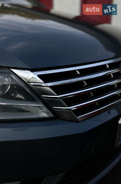 Купе Volkswagen CC / Passat CC 2012 в 