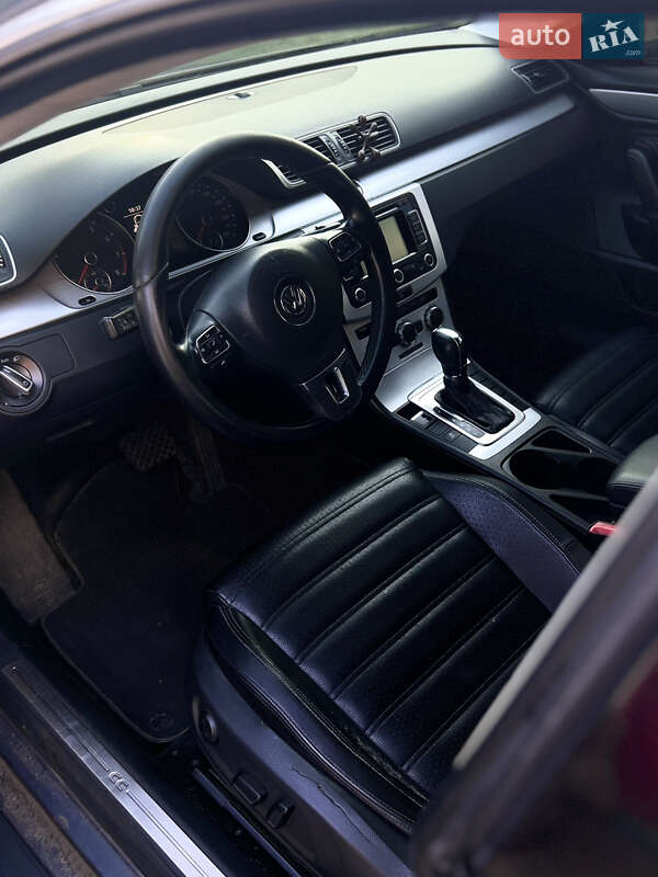 Купе Volkswagen CC / Passat CC 2012 в Смеле