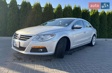 Купе Volkswagen CC / Passat CC 2010 в 