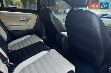 Купе Volkswagen CC / Passat CC 2013 в 