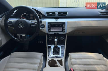 Купе Volkswagen CC / Passat CC 2013 в 