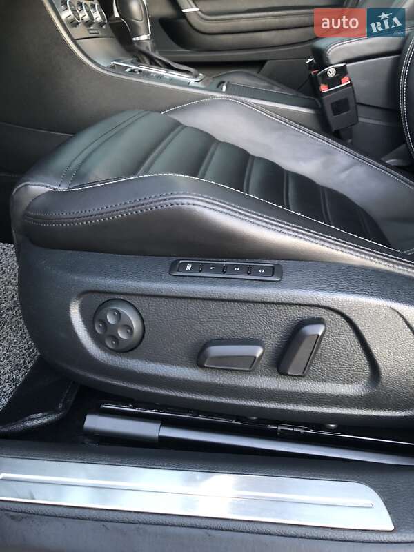 Купе Volkswagen CC / Passat CC 2014 в Білгороді-Дністровському