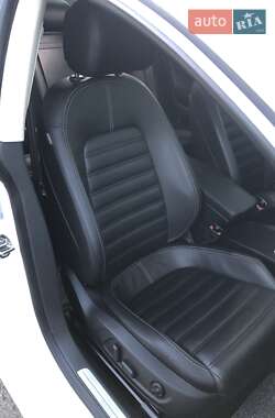 Купе Volkswagen CC / Passat CC 2014 в 