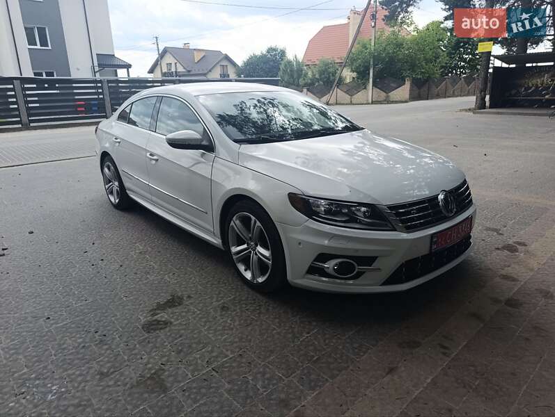 Купе Volkswagen CC / Passat CC 2015 в 