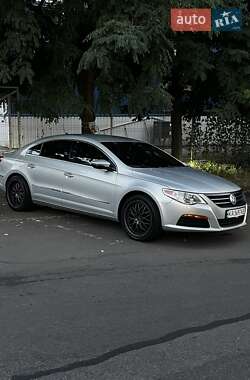 Купе Volkswagen CC / Passat CC 2011 в Киеве